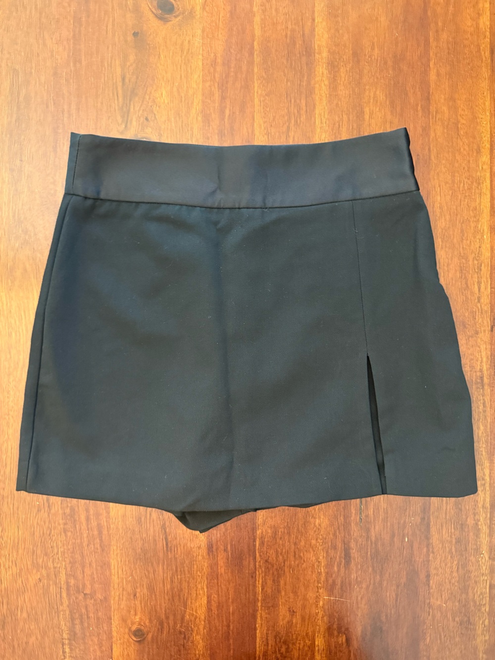 Zara Black Men's Dress Pants - Sleek Tailored Look